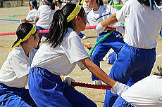 五色綱引き　2年女子の画像7