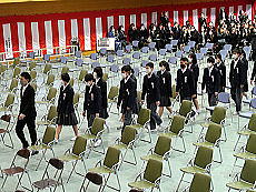 卒業生入場の画像2