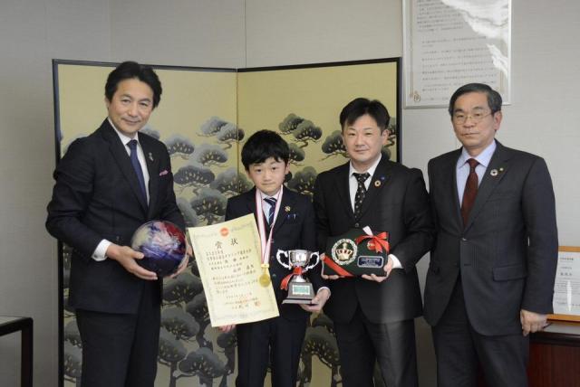 全日本小学生ボウリング競技大会優勝の画像
