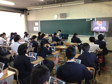 学習用タブレット端末の使用の画像3