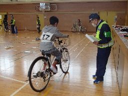 交通安全教室　高学年の自転車指導