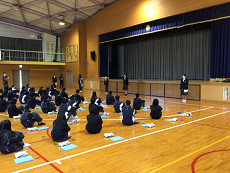 1年生学年集会3