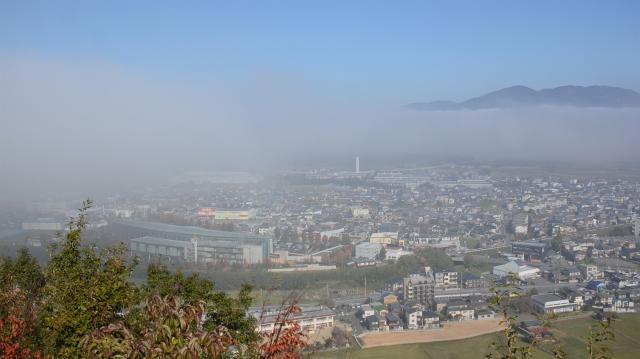 霧けぶる亀岡の画像2