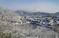 西山の雪景色