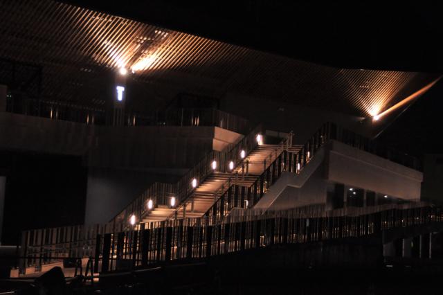 スタジアムの夜景の画像3