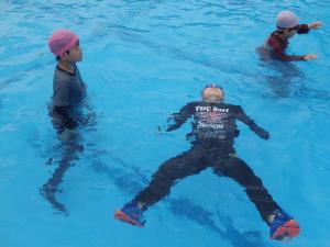 バディーで大の字浮き身体験の画像