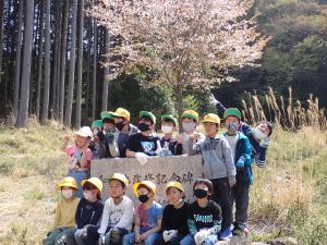 歓迎登山池での休憩の画像