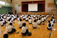 学年集会