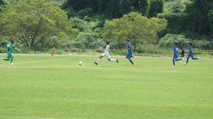 サッカー3