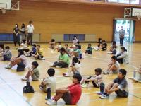 一堂に会した東西別院小児童らの画像