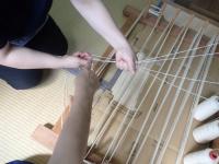 縦糸の持ち替えから人差し指と薬指交互にたぐる方法の画像