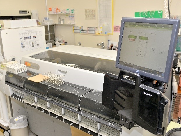 生化学自動分析装置の画像