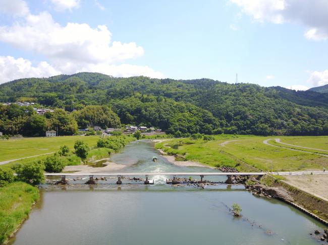 保津小橋の全景