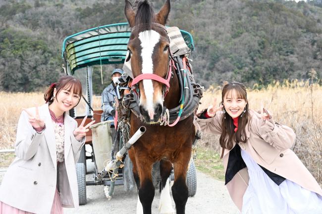 ももクロメンバーが京馬車を体験