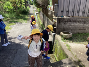3年