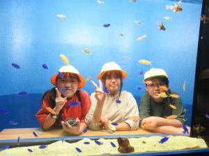 水族館の記念写真