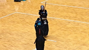 府6