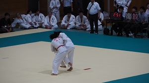 府5