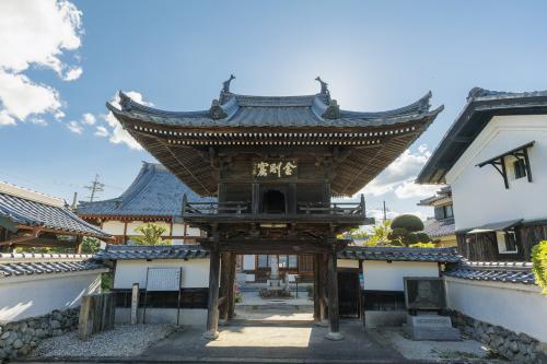 金剛寺外観