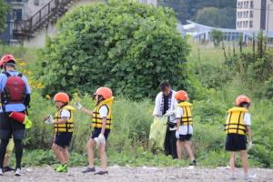 ゴミ拾い