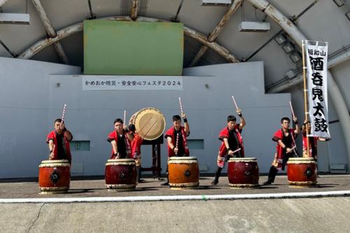 自衛隊太鼓隊演奏