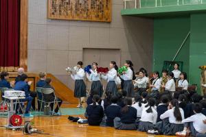 吹奏楽部による演奏