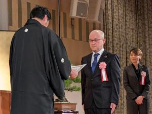 表彰式の様子（日本紙業有限会社）