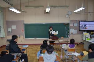 読み聞かせ1