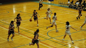 府3