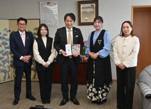 かめたんレザミ面会