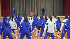 ﾀﾞﾝｽ1