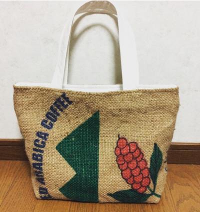 ドンゴロスバッグ赤い柄