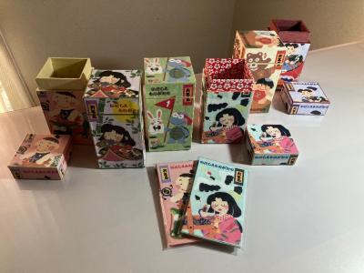 蓋付き小物入れ