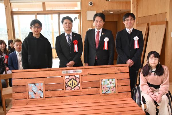 除幕式の様子