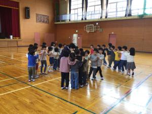 え