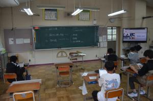 学テ1