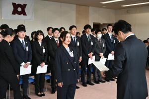 4.1新採辞令交付式①