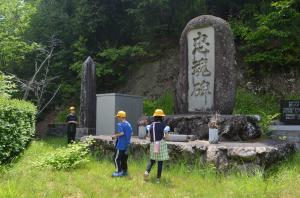 忠魂碑6