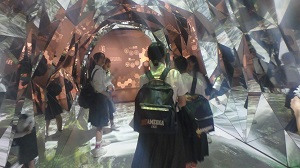 万7