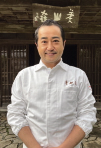 中東久人