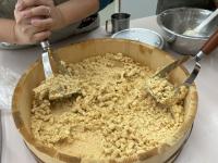 大豆つぶしている写真