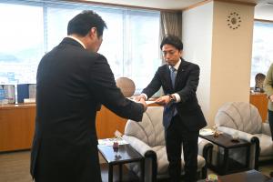 提言書提出1