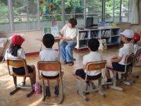 本の読み聞かせ
