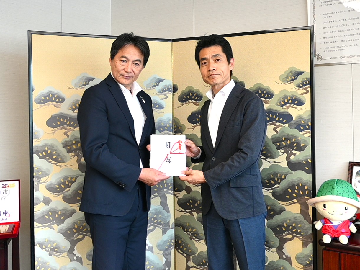 寄附贈呈式（株式会社神明ホールディングス）