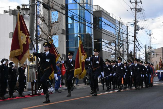 市中行進（組合）