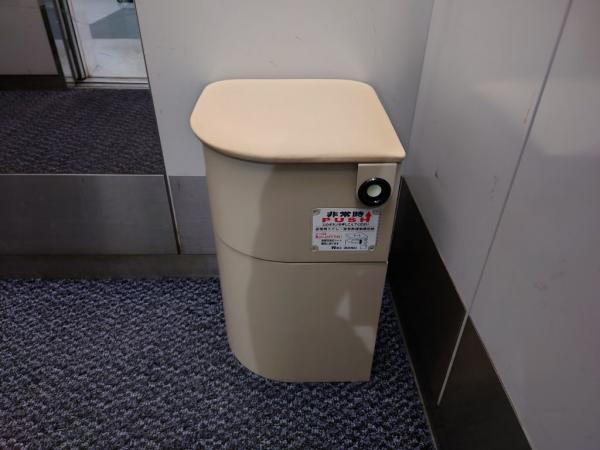 エレベーター内備蓄ボックス