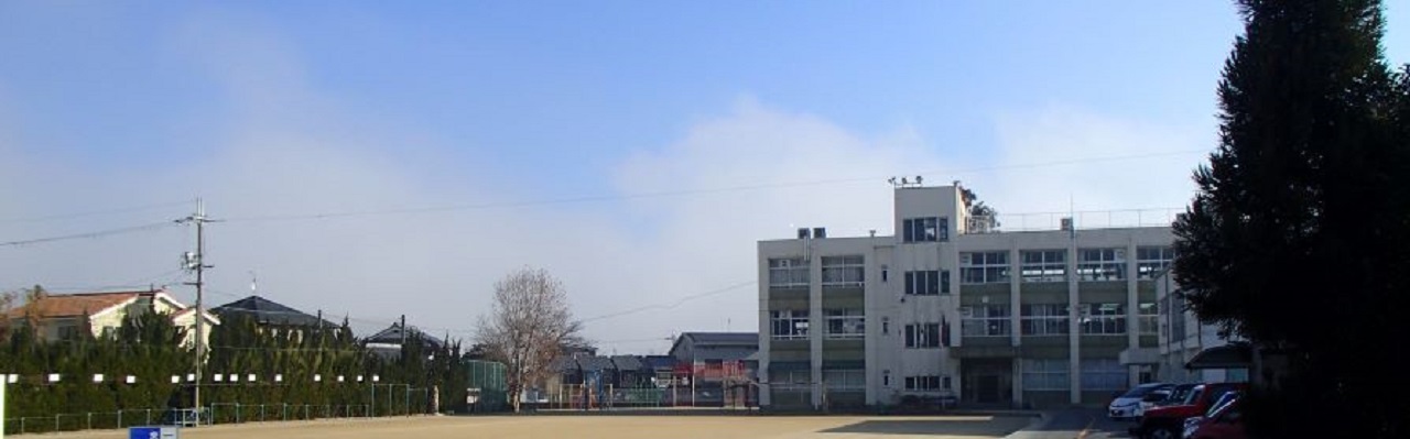 亀岡市立大井小学校のタイトル画像